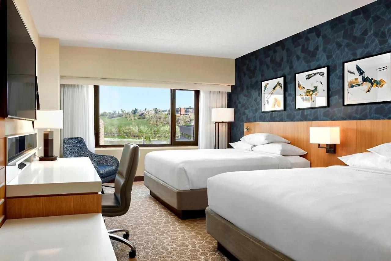 Delta Hotels By Marriott Calgary Downtown 4*,  Canada