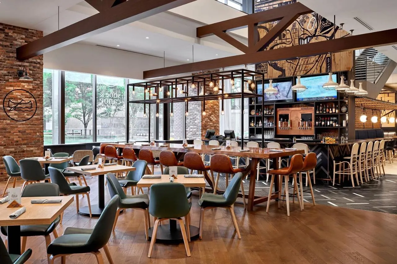 Delta Hotels By Marriott Calgary Downtown 4*,  Canada
