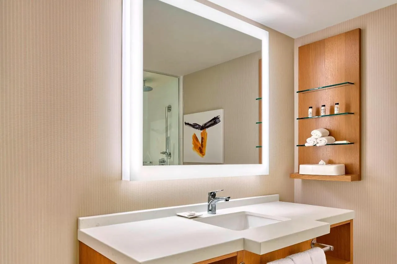 ****  Delta Hotels By Marriott Calgary Downtown Canada