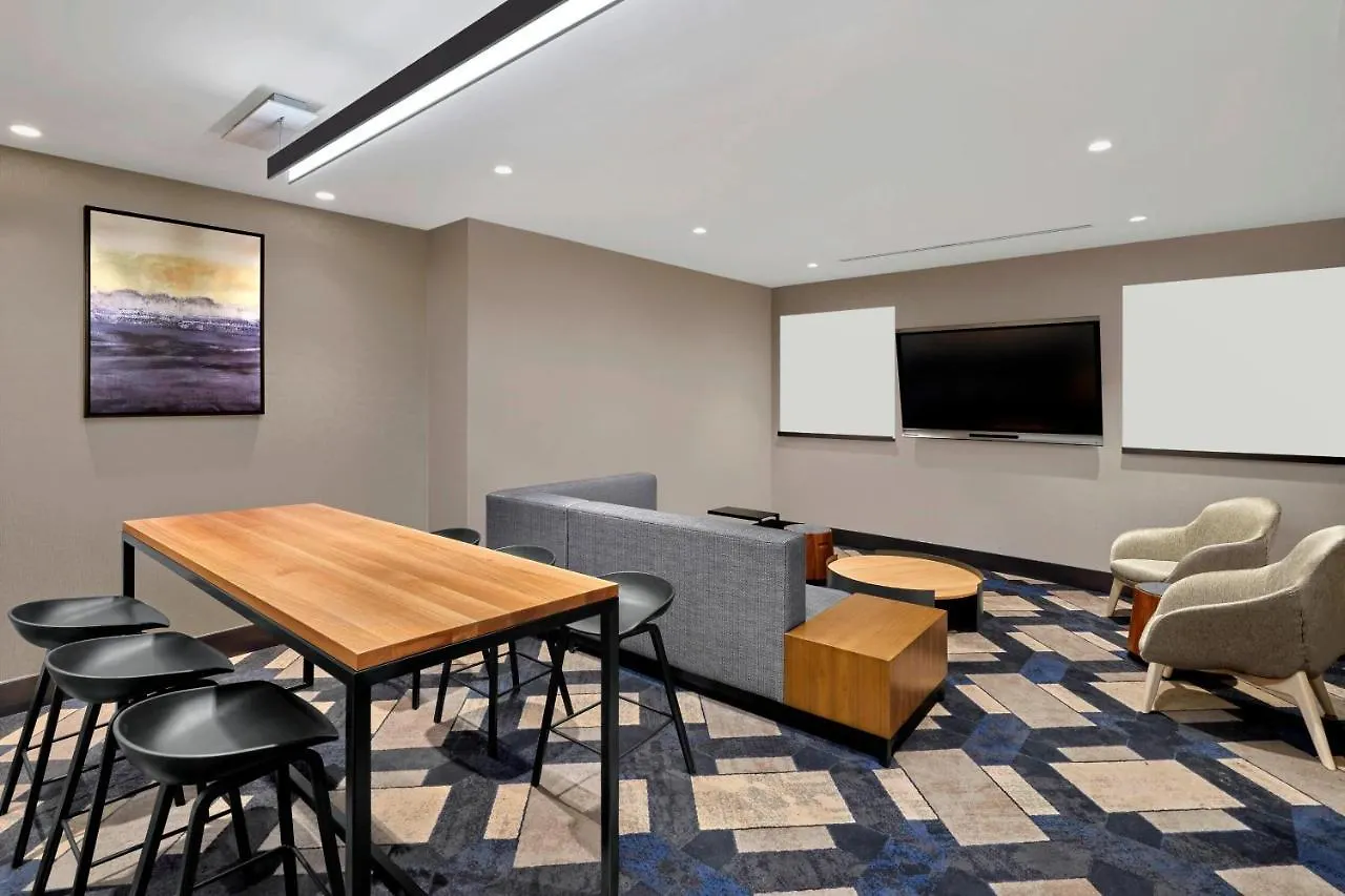 Delta Hotels By Marriott Calgary Downtown